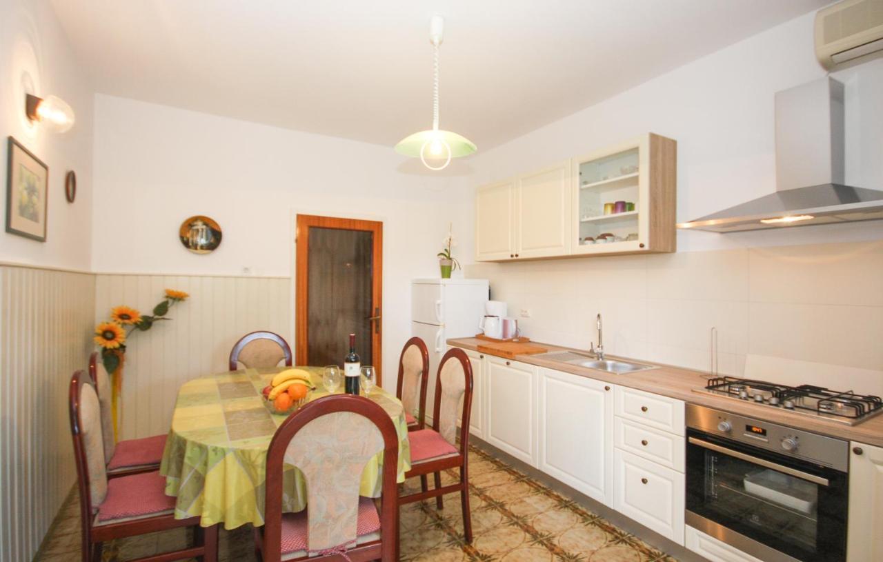 Guest House Ljubica 梅杜林 外观 照片
