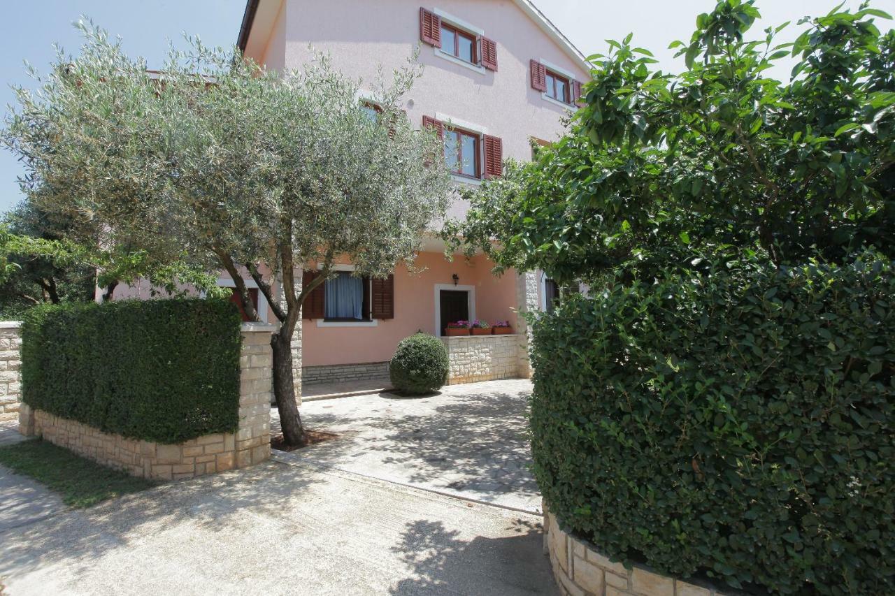 Guest House Ljubica 梅杜林 外观 照片