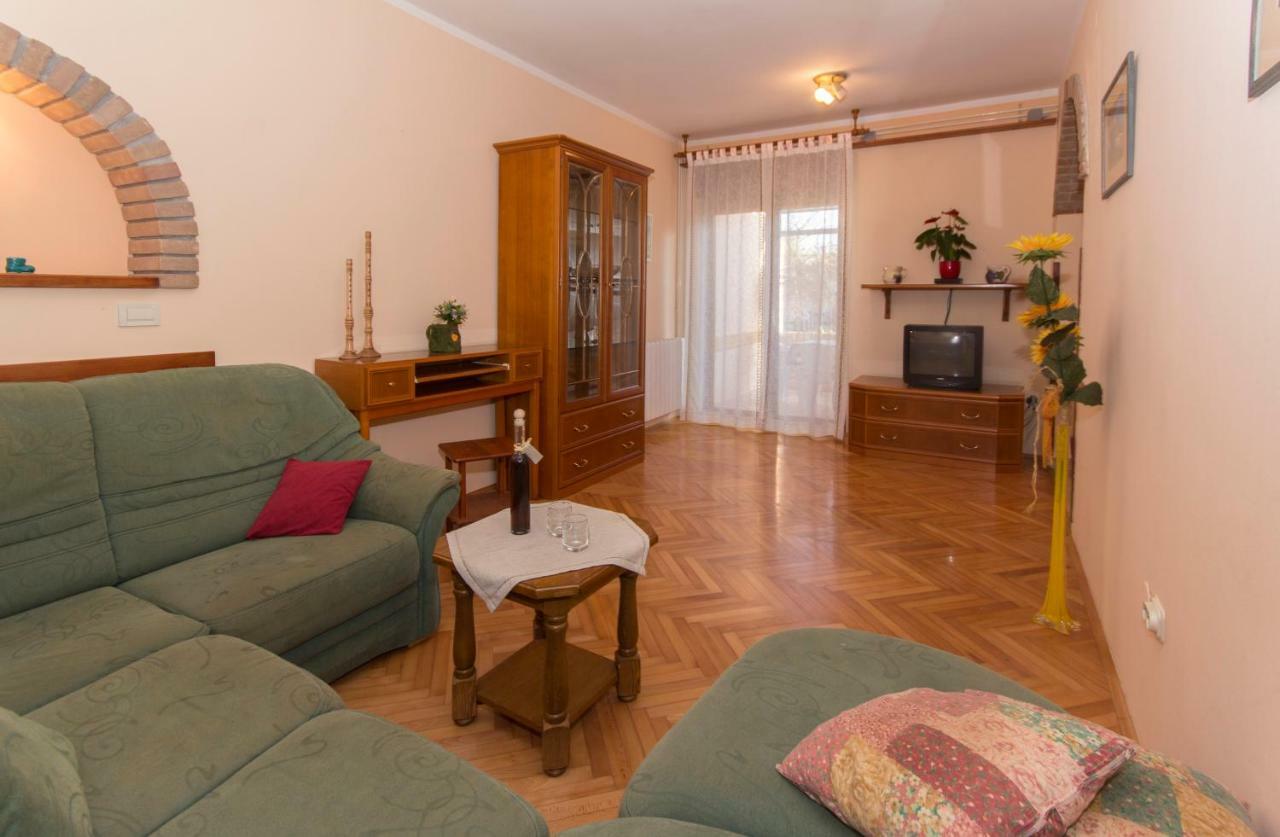 Guest House Ljubica 梅杜林 外观 照片